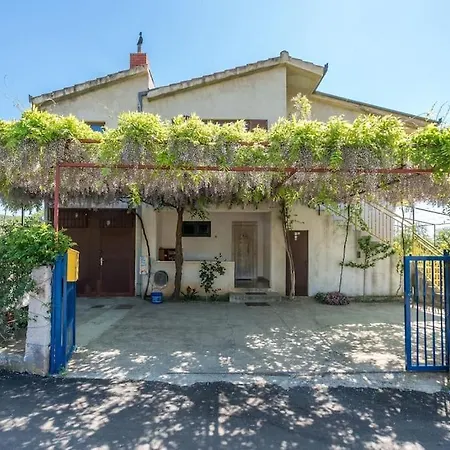 Apartamento Denis *