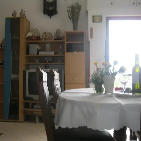 Denis Apartment Marina